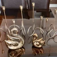 جا شمعی و مجسمه قو