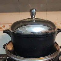 قابلمه چدن آلمان|ظروف پخت‌وپز|اصفهان, باغ فدک|دیوار