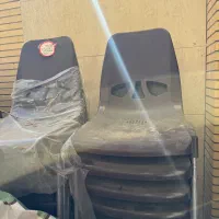 تعدادی  صندلی اذران