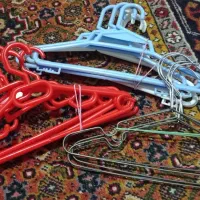 جالباسی پلاستیک و فلزی سایز بچه‌ گانه