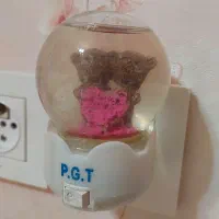 گوی شیشهای چراغدار با مایع و عروسک خرس|چراغ خواب و آباژور|شیراز, تاچارا|دیوار