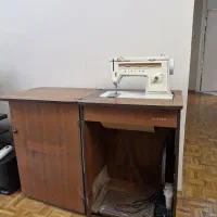 چرخ خیاطی سینگر کمدی