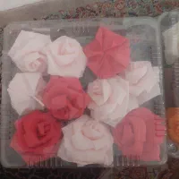 گل رز دست ساز بسته‌ای