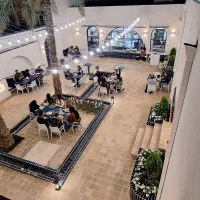 کافه دیدار نیرو می‌پذیرد