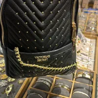 فروشنده و کارشناس فروش
