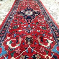 فرش کناره دستباف و دو عدد تابلو فرش قدیمی