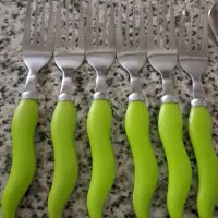 تعدادی قاشق،چنگال ،کفگیر و ملاقه|ظروف سرو و پذیرایی|اصفهان, سپاهان‌شهر|دیوار