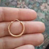 گوشواره حلقه ای محکم سالم فقط معاوضه|جواهرات|بروجرد, |دیوار