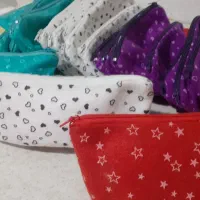 تعداد ۲۵عدد کیف های نمدی زیبا|کیف، کفش، کمربند|کرج, حصار|دیوار