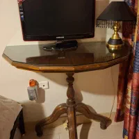 میز کنسول پایه گلدانی با شیشه