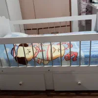تخت کودک همراه با تشک