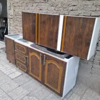 کابینت فلزی رنگ در کوره ای