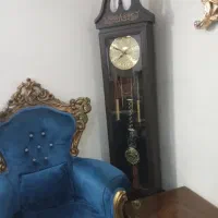 ساعت ایستاده و میز تلویزیون