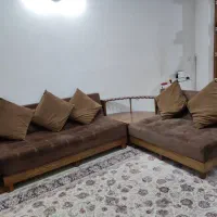 مبل۶نفره همراه پاف ومیز بار