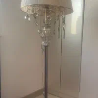 اباژور ایستاده