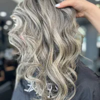 رنگ و لایت تخصصی مو آموزش حرفه‌ای + پذیرش هنرجو