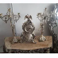 آیینه و شمعدان و ساعت