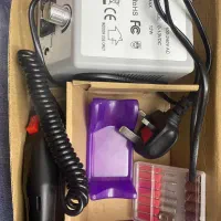 سوهان برقی و دستگاه یو وی|آرایشی، بهداشتی، درمانی|اندیشه, اندیشه فاز ۲|دیوار