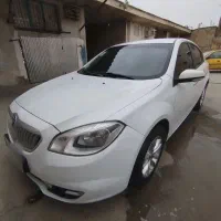 برلیانس۳۳۰ موتور بزرگ