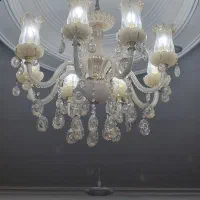 لوستر ۸ شاخه کریستالی|لوستر و چراغ آویز|قم, شهرک قدس|دیوار