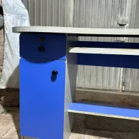 میز کامپیوتر تر و تمیز|میز تحریر و کامپیوتر|ارومیه, |دیوار