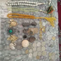 فروش تعدادی سکه و شهاب سنگ