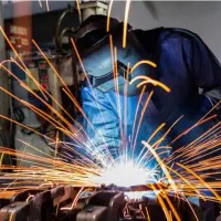 جوشکاری و برشکاری لوله های گاز