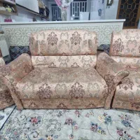 دو دست مبل خیلی سالم