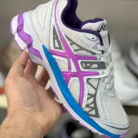 کفش آسیکس میانه سایزبندی37،38،39،40موجوده