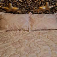 تخت خواب سلطنتی