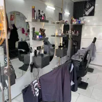 آرایشگر وهنرجو