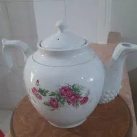 قوری گلسرخی بسیار قدیمی