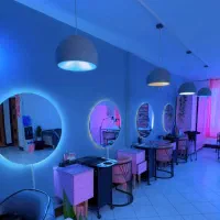 صندلی ناخن /میز ناخن درحدنو