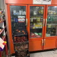 یخچال ویترینی سالم و تمیز