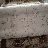 یک جفت متکا