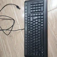 کیبورد سالم وتمیز