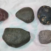 سنگ|جواهرات|مهاجران, |دیوار