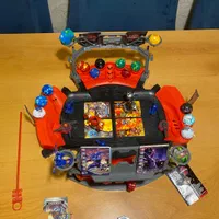 شخصیتهای Goo jit Zu و ست بازی bakugan