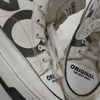 کتونی سایز ۳۹