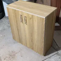 دو عدد جاکفشی و کابینت