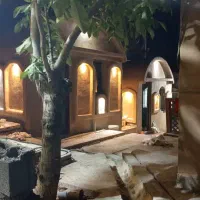 اجاره ۴۰۰ متری مجتمع بوم گردی سنتی  و رستوران ارم