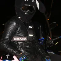 کلاه کاسکت خرگوشی