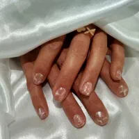 خدمات ناخن فقط 300|خدمات آرایشگری و زیبایی|نیشابور, مدرس|دیوار