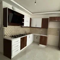 آپارتمان ۹۴ متری در خیابان چم ساز