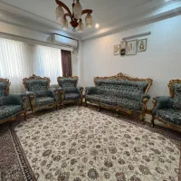 مبل سلطنتی ۷ نفره به همراه میز و عسلی