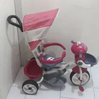 سه چرخه داری موزیکال سالم و دارای سایه بان|اسباب‌‌بازی|ملایر, |دیوار