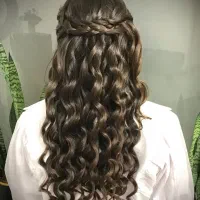 میکاپ و شینیون قیمت مناسب در خانه