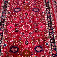 ۱عدد قالیچه ۱۵۰عرض ۲۳۰طول دوتا زرنیم جفت نو هستن