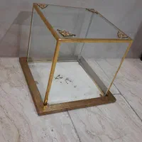 باکس شیشه ای