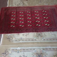 دو عددزیر پایی دستباف